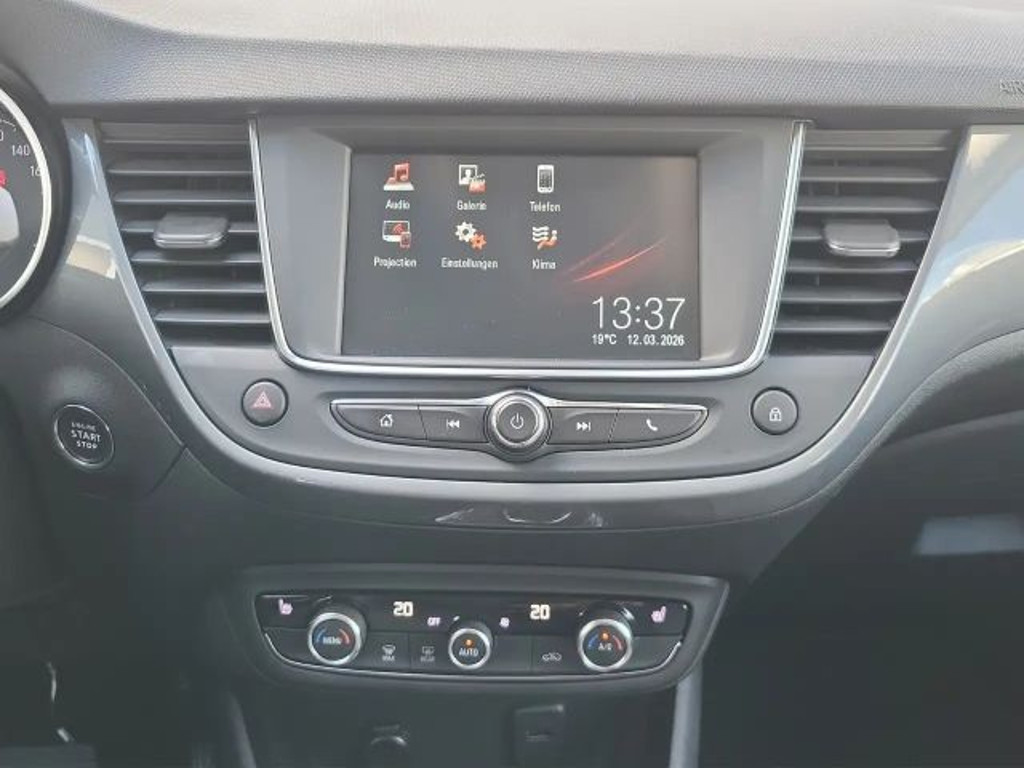 Opel Crossland X