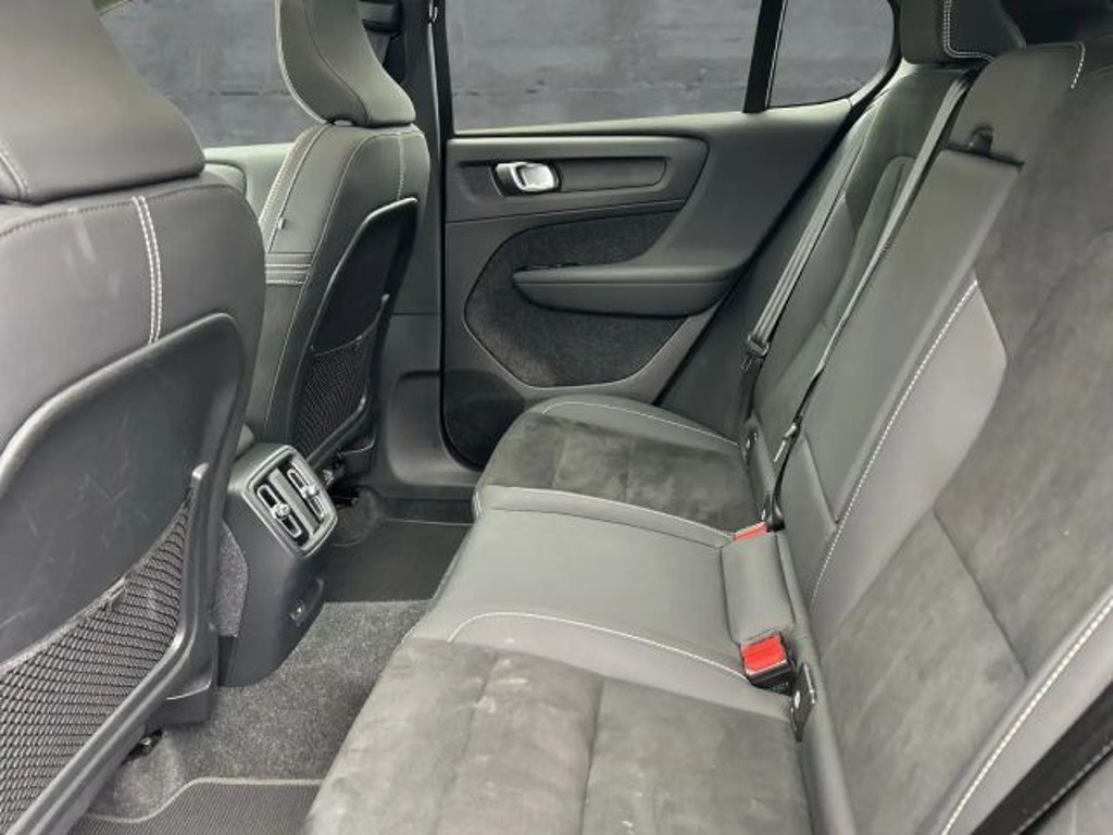 Volvo C40