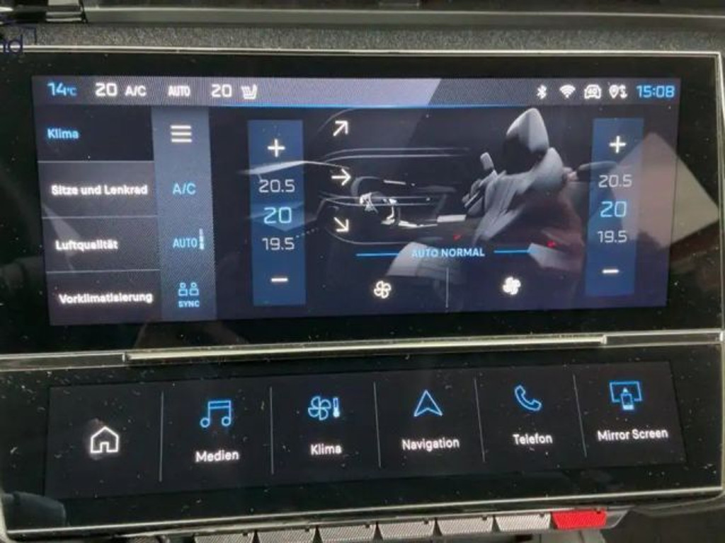 Peugeot 408