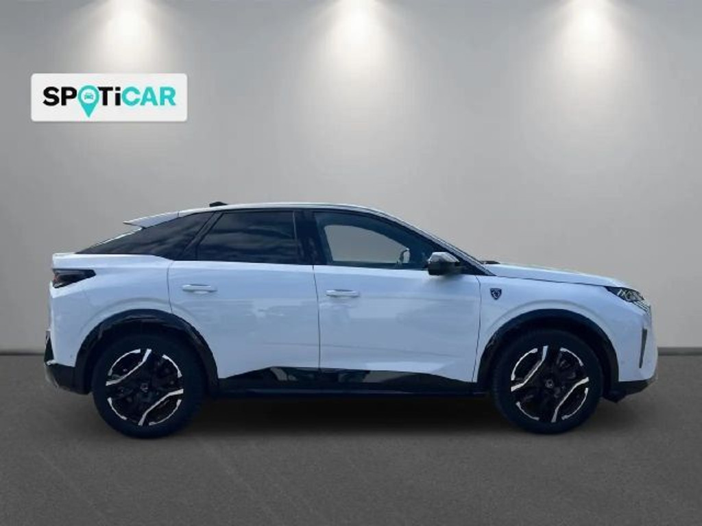 Peugeot E-3008