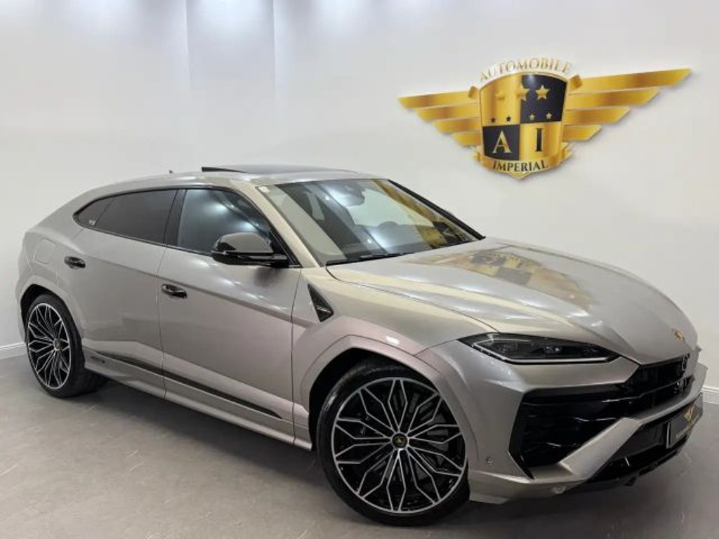 Lamborghini Urus SE // CARBON // UNIKAT // VOLLE HÜTTE //