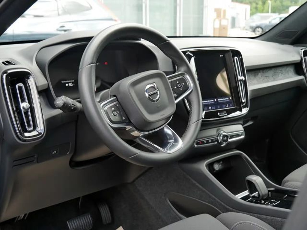 Volvo C40