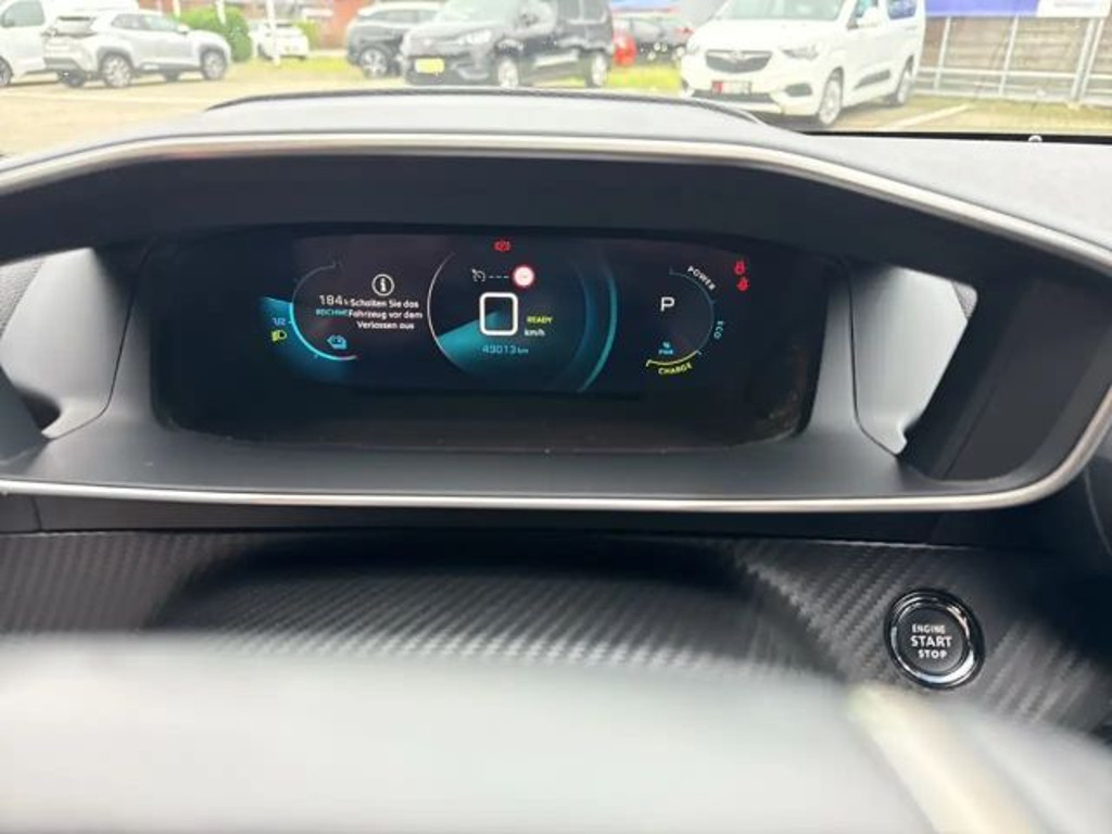 Peugeot e-2008