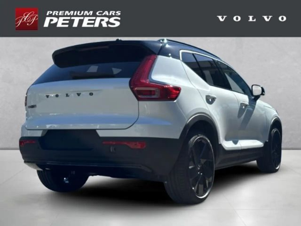 Volvo EX40