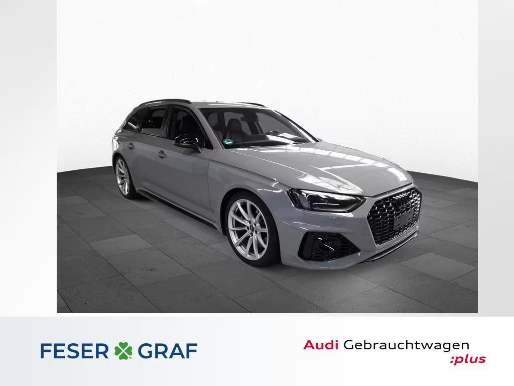 Audi RS4 Avant Quattro