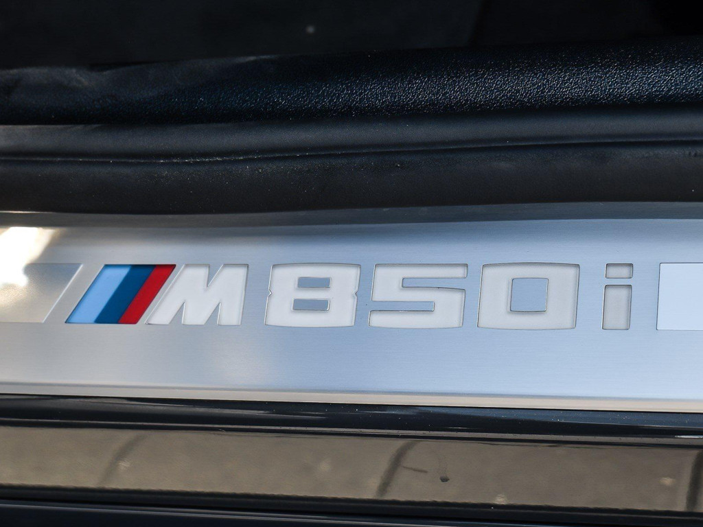 BMW M850