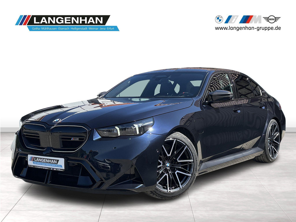 BMW M5 Sedan