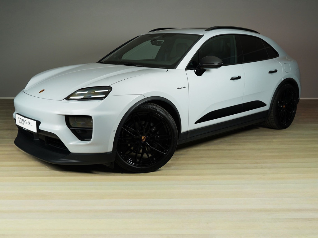 Porsche Macan 4