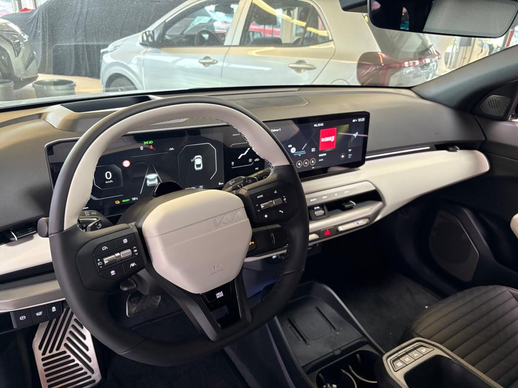 Kia EV4