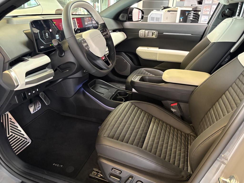 Kia EV4