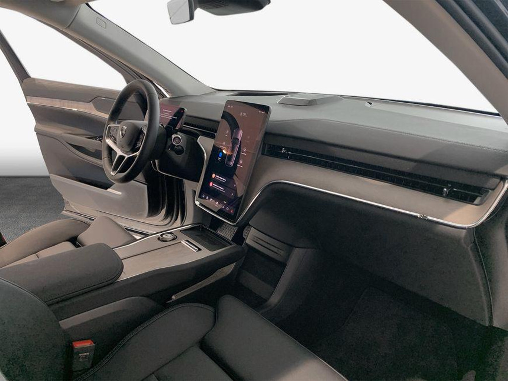 Volvo EX90