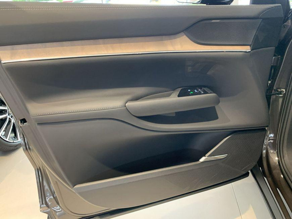 Volvo EX90