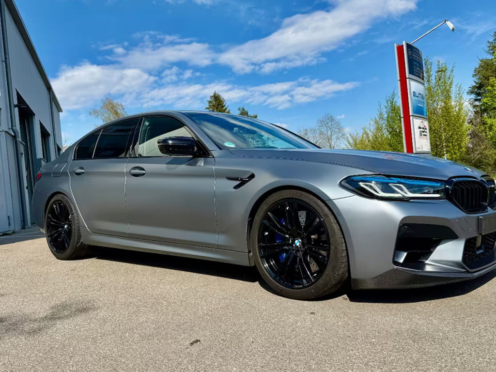 BMW M5