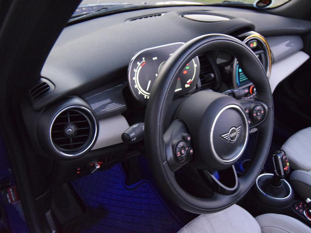 Mini Cooper Cabrio