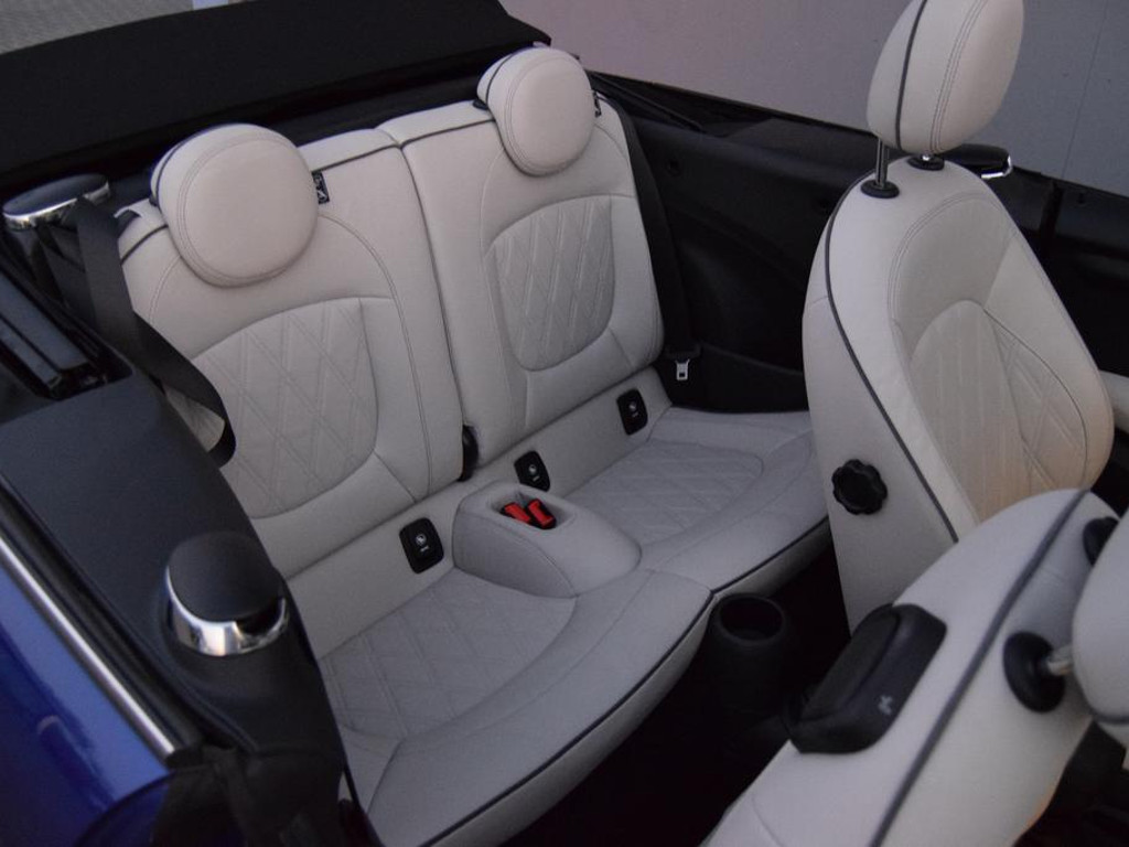 Mini Cooper Cabrio