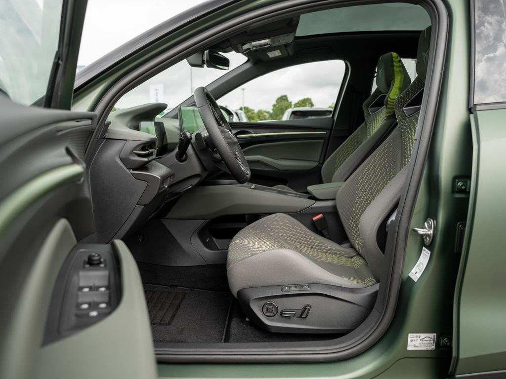 Cupra Raval