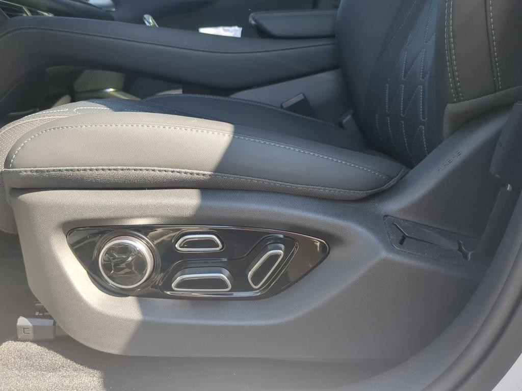 BYD Sealion 7