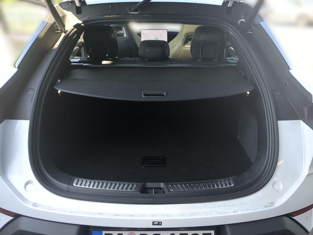 BYD Sealion 7