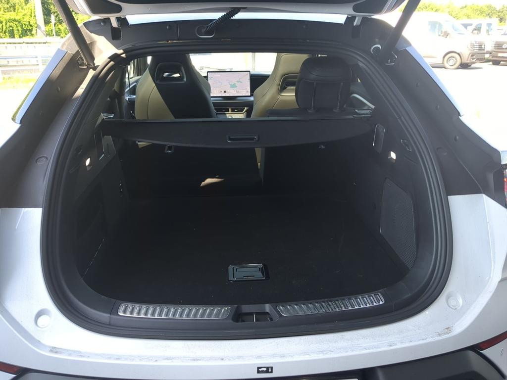 BYD Sealion 7