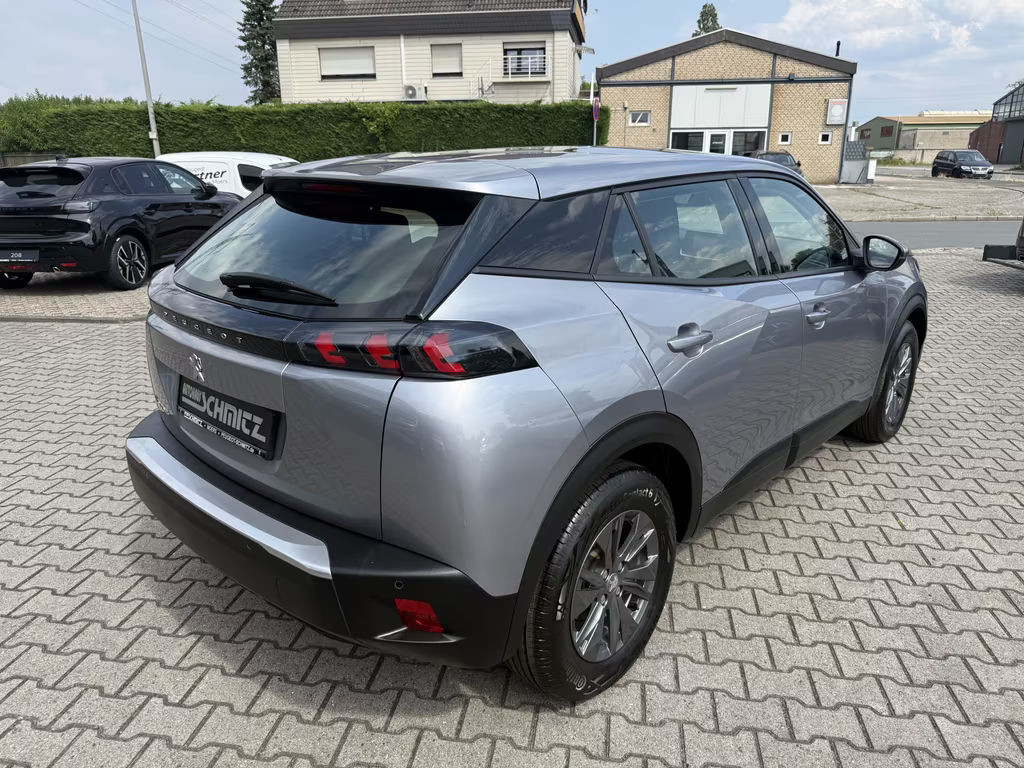 Peugeot e-2008