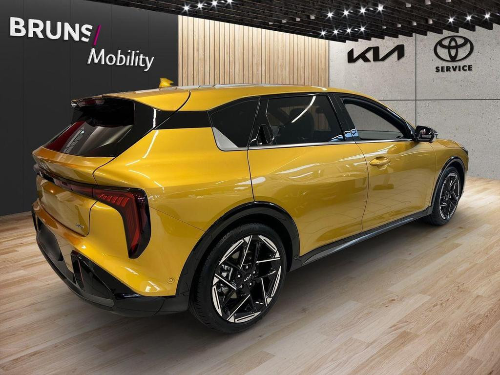 Kia K4