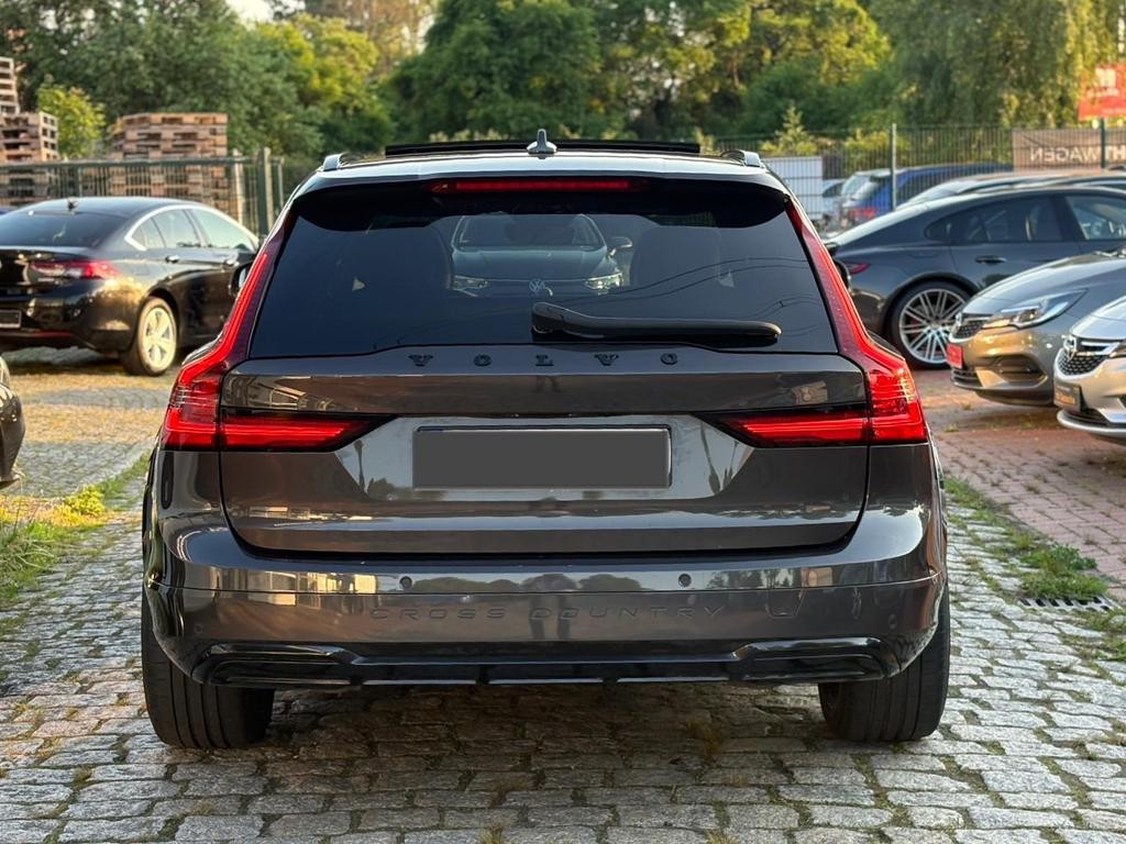 Volvo V90 Cross Country