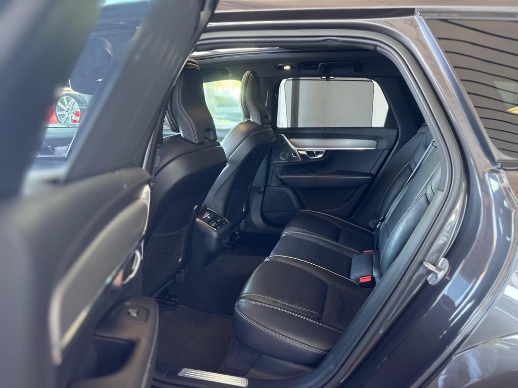 Volvo V90 Cross Country