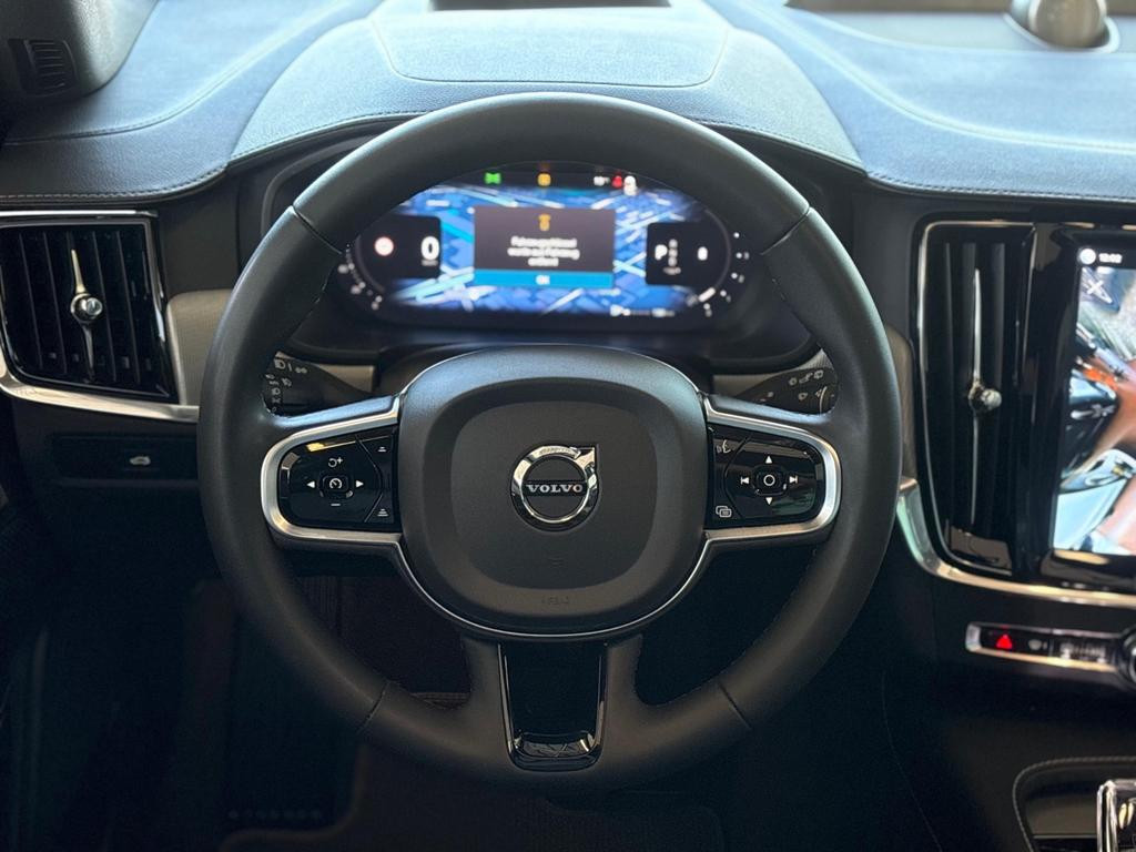Volvo V90 Cross Country