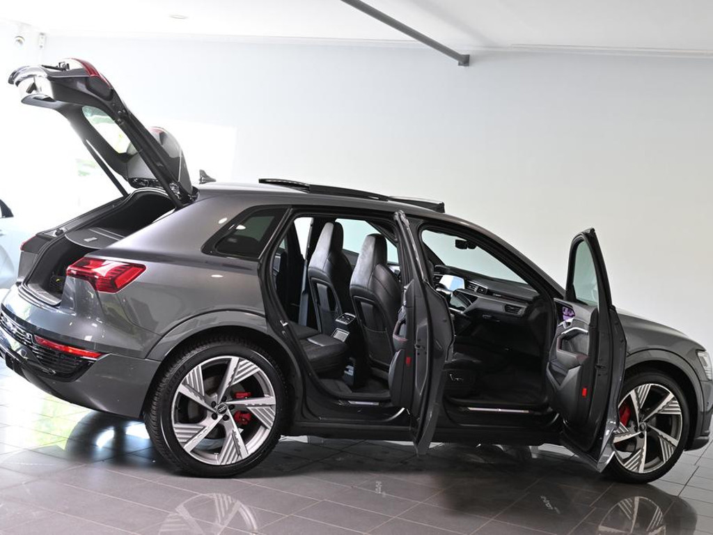 Audi Q8 e-tron