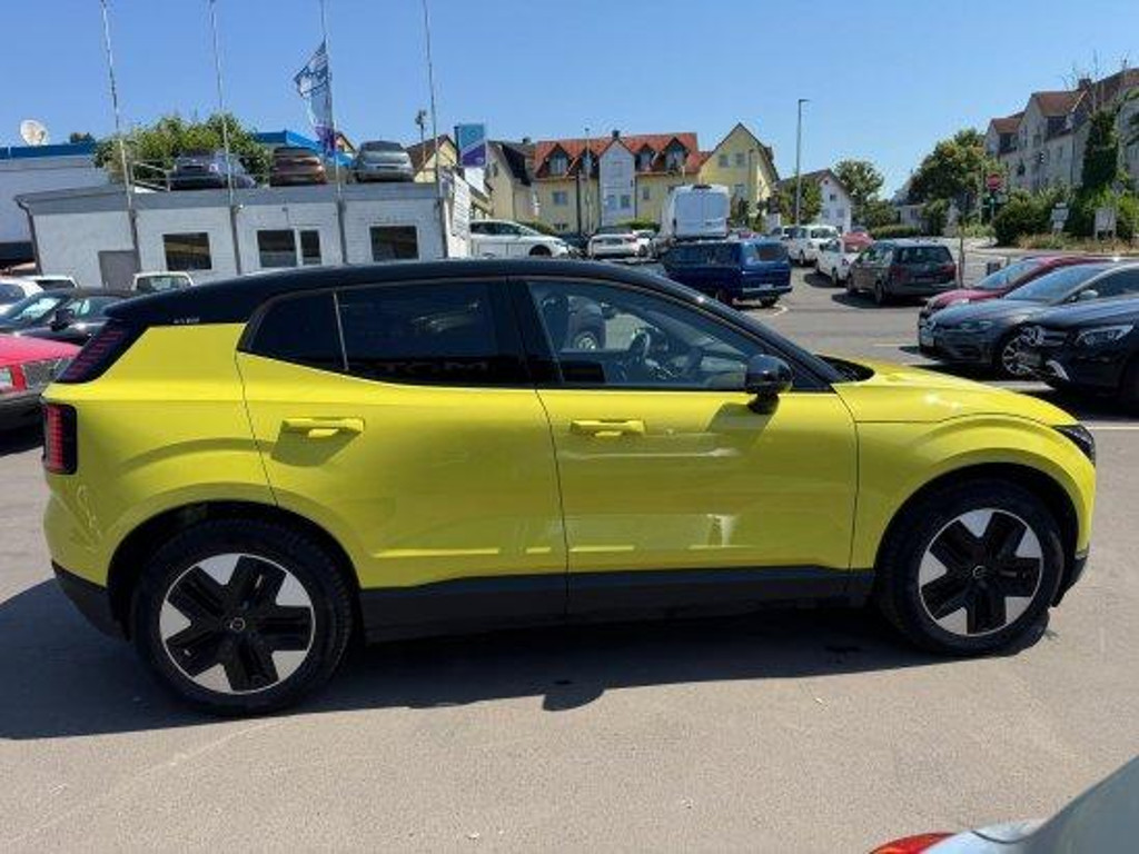 Volvo EX30 Plus Achterwielaandrijving Extended range
