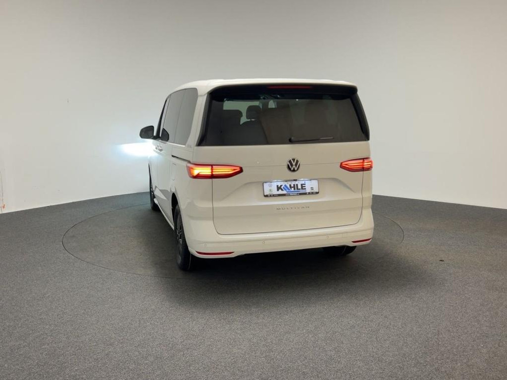 Volkswagen Multivan Life T7