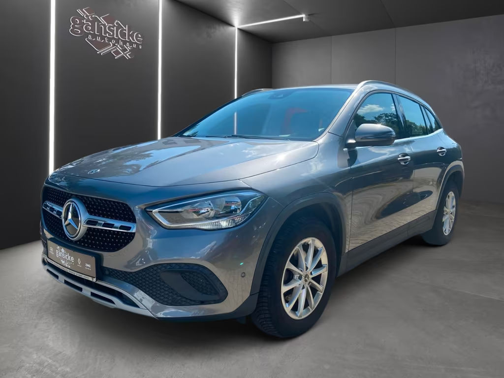 Mercedes-Benz GLA-Klasse GLA 180 DCT