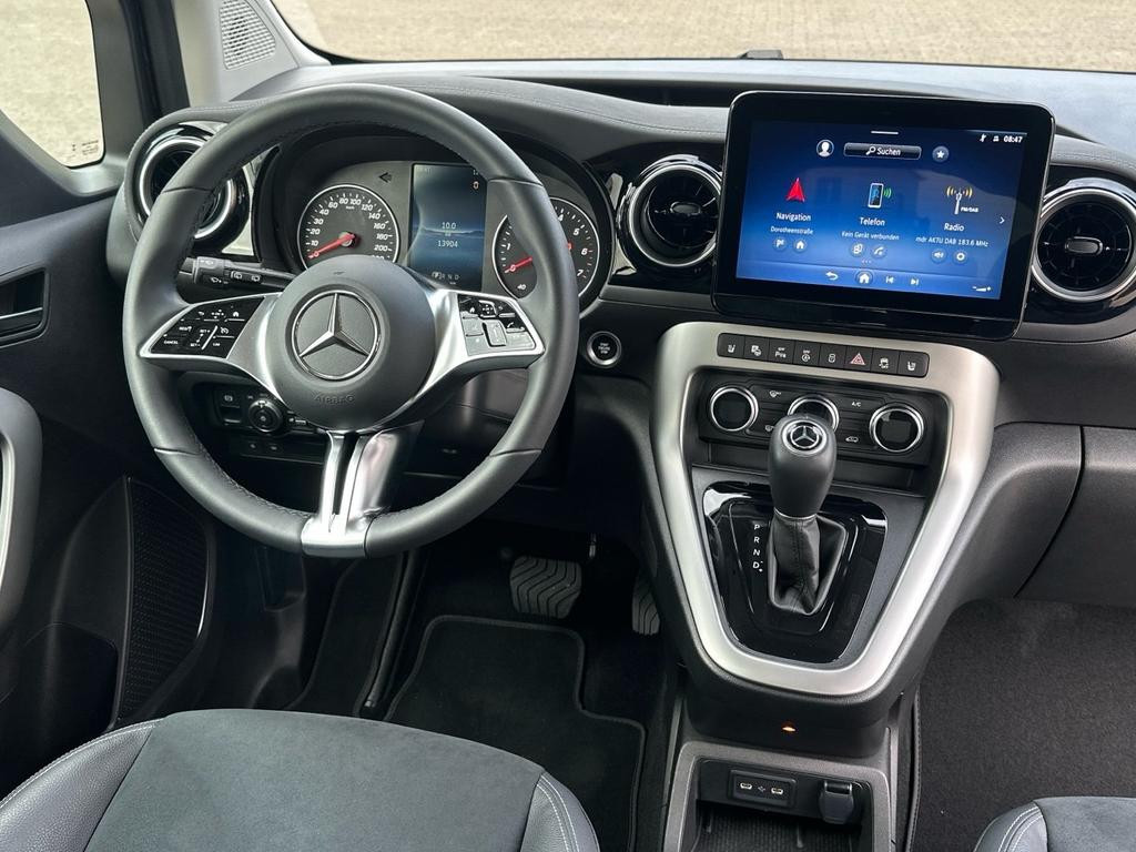 Mercedes-Benz T 180