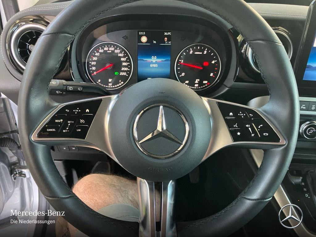 Mercedes-Benz T 180