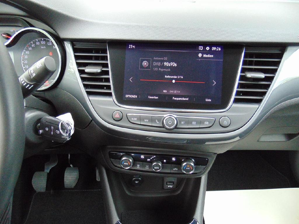 Opel Crossland X