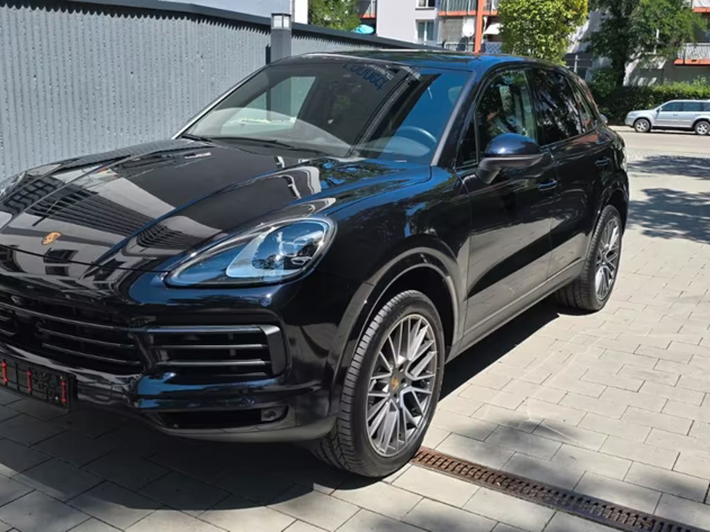 Porsche Cayenne Platinum Edition