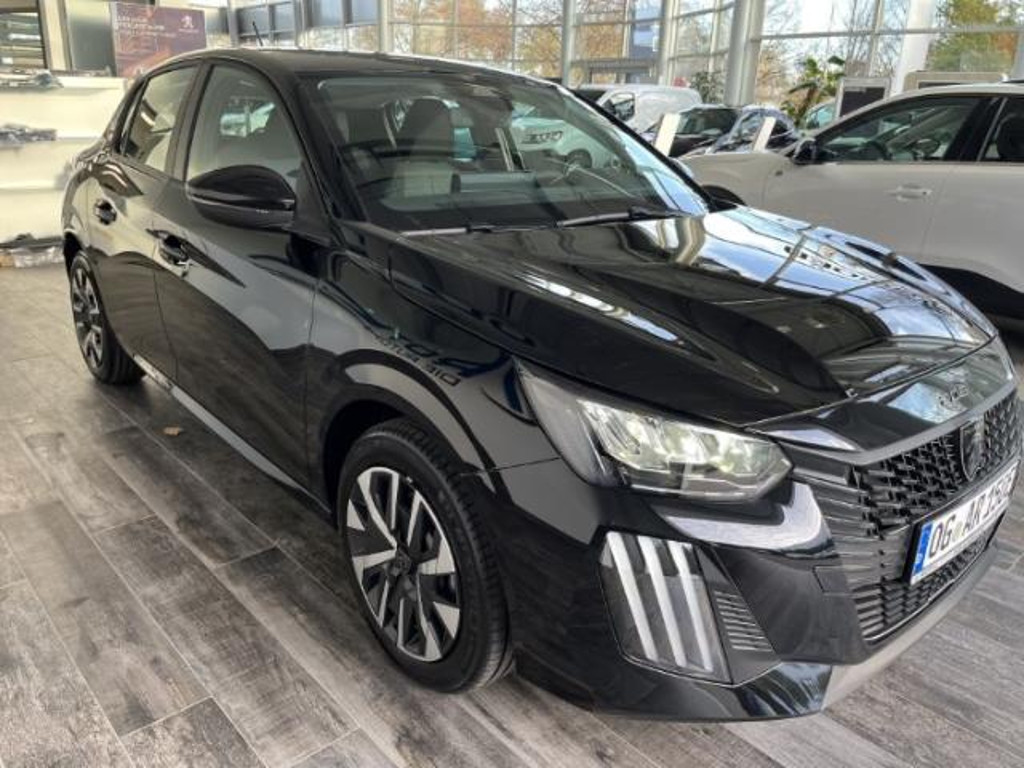 Peugeot e-208