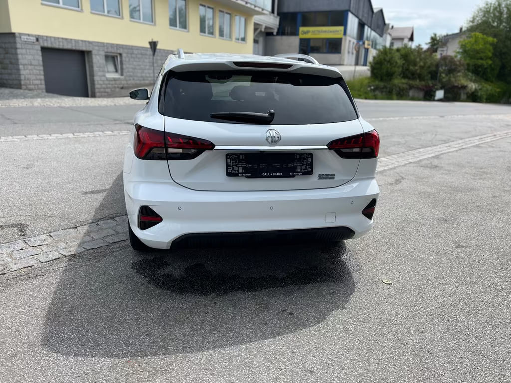 MG MG5