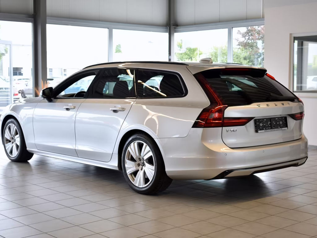 Volvo V90 R-Design