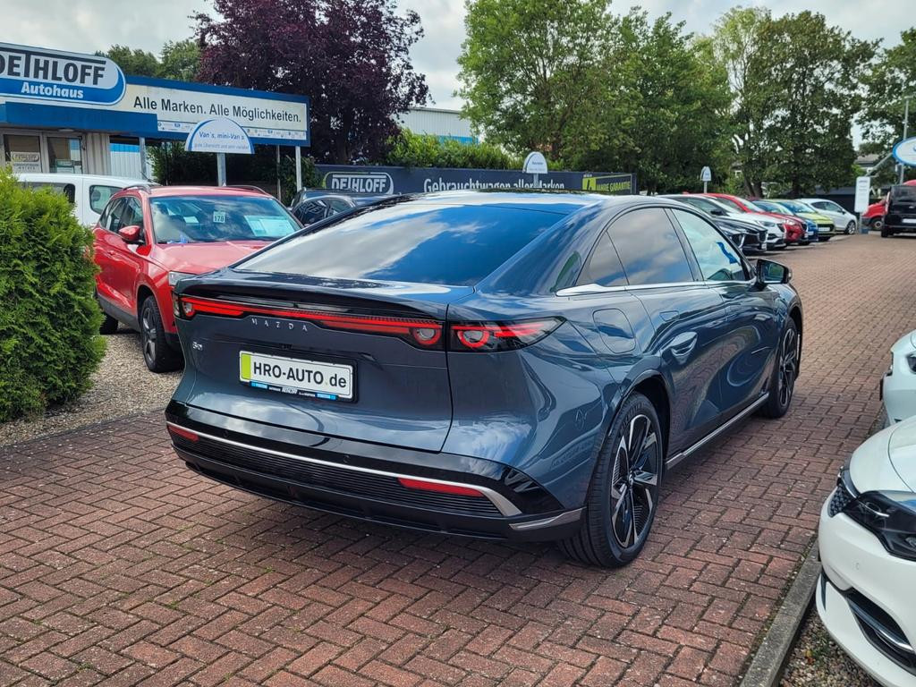 Mazda 6e