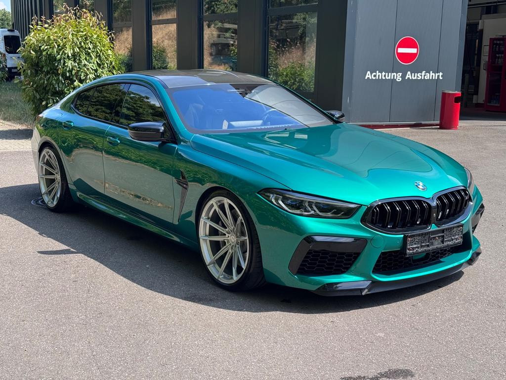 BMW M8