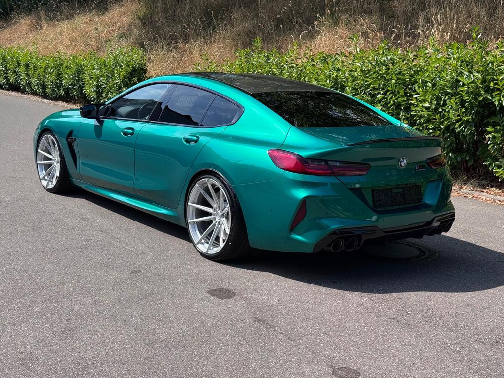 BMW M8