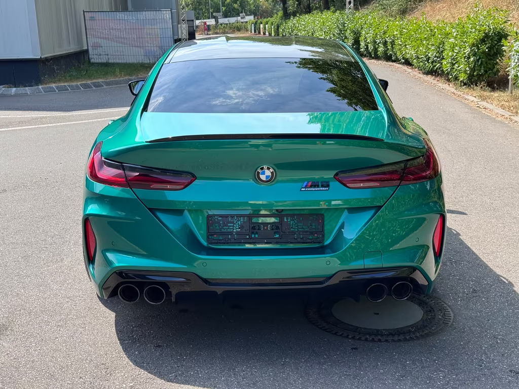 BMW M8