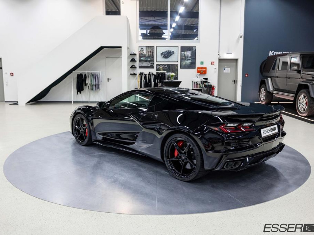 Corvette C8