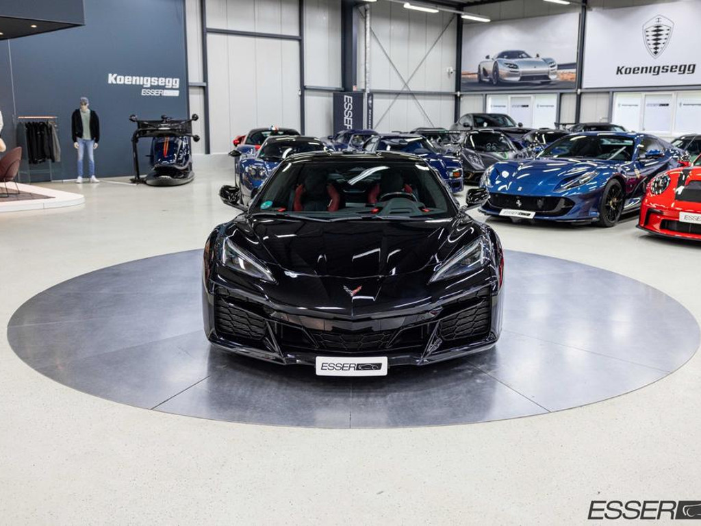 Corvette C8
