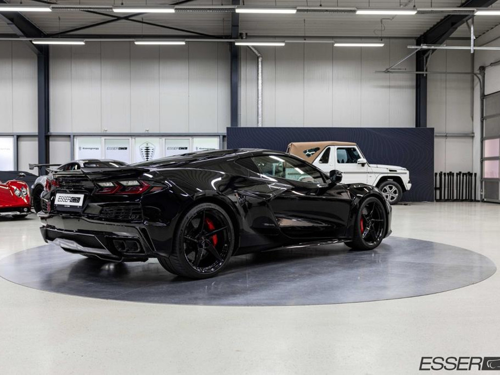 Corvette C8