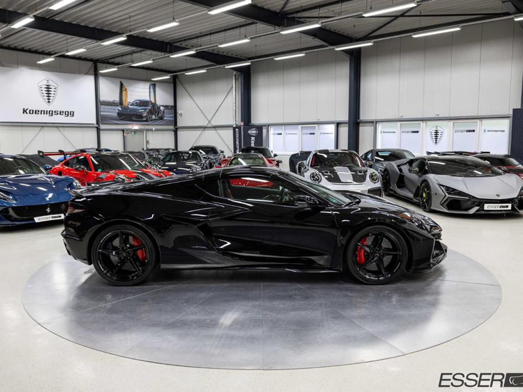 Corvette C8