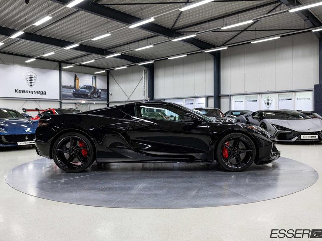 Corvette C8