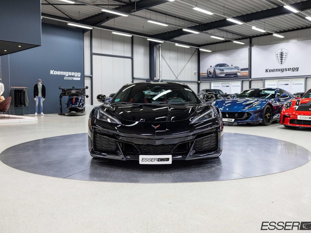 Corvette C8