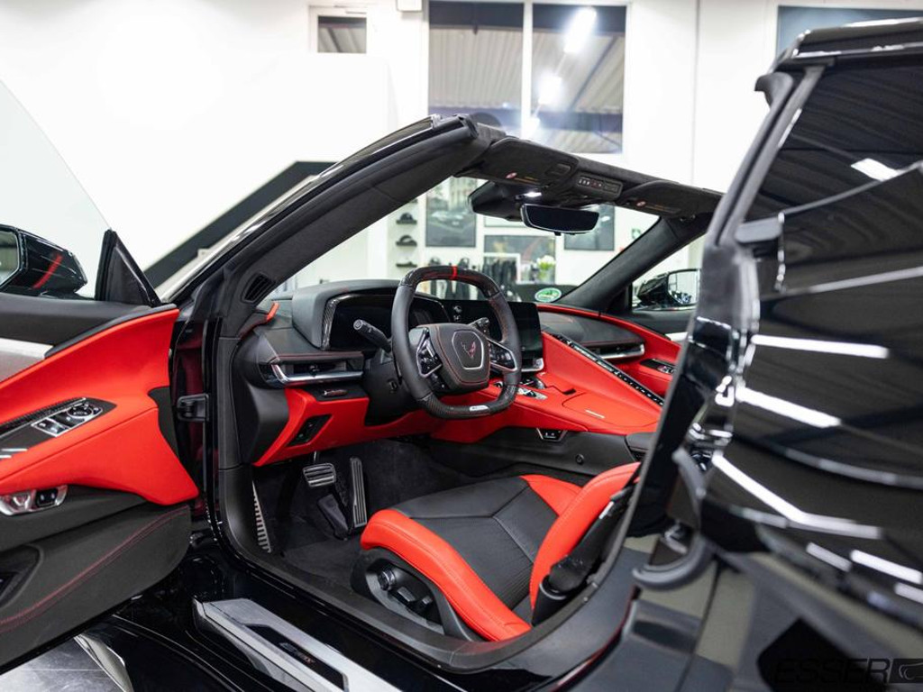 Corvette C8